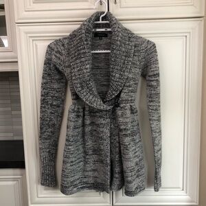Aritzia Talula women’s lambswool blend cardigan